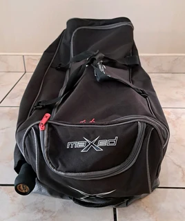 FULL OUT DOOR CRICKET GEAR SET FOR YOUTH/MENS (Excludes Bat)