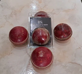 FULL OUT DOOR CRICKET GEAR SET FOR YOUTH/MENS (Excludes Bat)