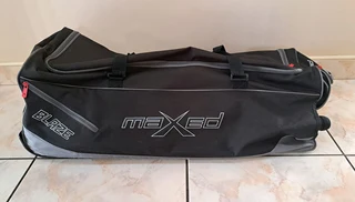 FULL OUT DOOR CRICKET GEAR SET FOR YOUTH/MENS (Excludes Bat)