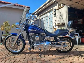 Harley-Davidson Dyna Superglide