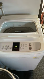 SAMSUNG 9kg Top loader washing machine