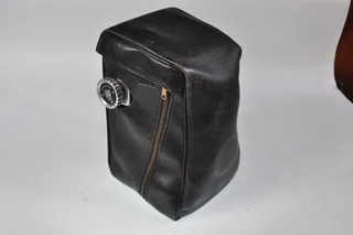 Mamiyaflex Twin lens reflex film camera with 80mm Mamiya-Sekor lenses