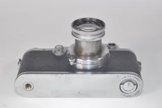 Leica IIIC film camera (1946) with 50mm Summar lens