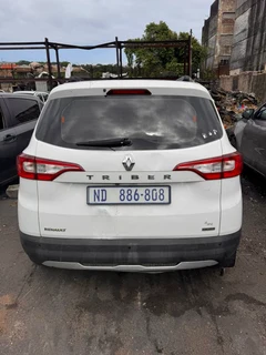 Stripping Renault Triber For Parts!