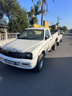 Stripping 2002 Mitsubishi Colt 2.4 4x4 For Parts!