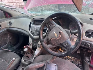 Stripping 2011 Chevrolet Cruze 1.6i (F16D4) For Parts!