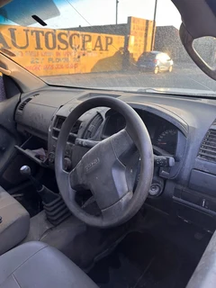 Stripping 2015 Isuzu KB250 Dteq 4x2 For Parts!