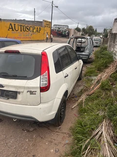 Stripping 2014 Ford Figo 1.4 TDCi For Parts!