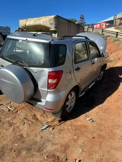 Stripping 2011 Daihatsu Terios 1.5i Manual For Parts!
