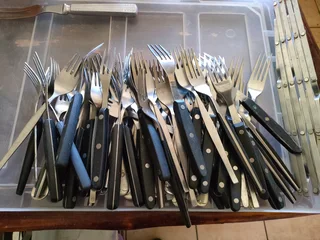 Large cutlery box
