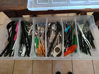 Large cutlery box