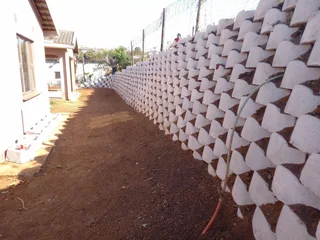 Retaining walls. Boundary walls &amp; gabions experts
