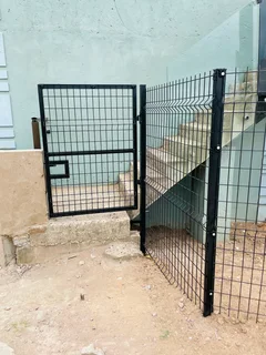 Retaining walls. Boundary walls &amp; gabions experts