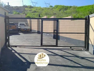 Precast walls and perimeter fence. Clearview fence.