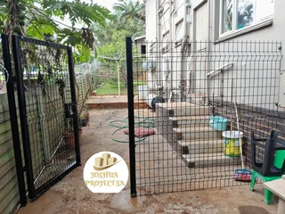 Precast walls and perimeter fence. Clearview fence.