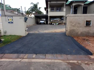 Tarring old and new driveways at affordable prices