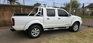 Nissan NP300 Hardbody 2.4 Double Cab