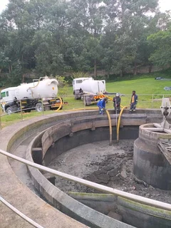 Vacuum truck for hire