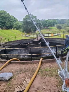 Vacuum truck for hire