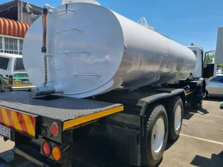 Vacuum Truck, Honey Sucker