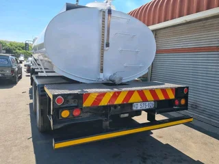 Vacuum Truck, Honey Sucker