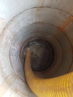 Vacuum Truck, Honey Sucker