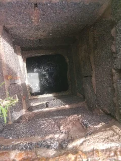 Honey Sucker Vacuum Truck for hire. Pooh Patrol