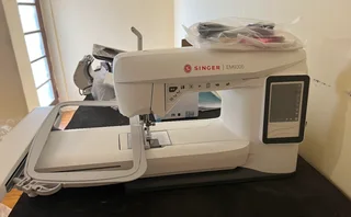 Singer EM9305 Embroidery Machine