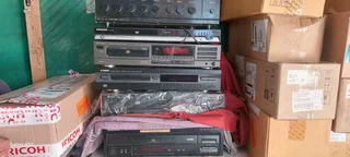 HI FI EQUIPMENT