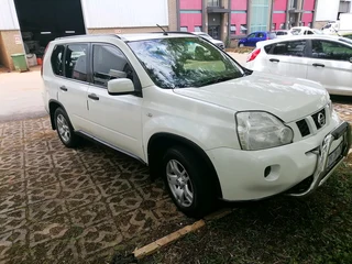 2010 nissan xtrail 2.0 xe 6 speed manual