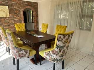 BEACON BAY/BLUE BEND – LOVELY UPMARKET FOUR BEDROOMED HOUSE