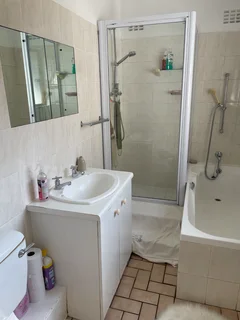 BEACON BAY/BLUE BEND – LOVELY UPMARKET FOUR BEDROOMED HOUSE