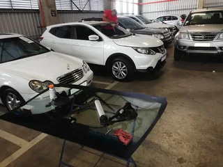 Brand new windscreens for all makes of vehicles