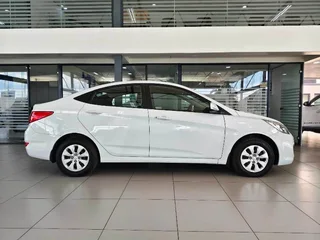 2018  HYUNDAI ACCENT 1.6 GL