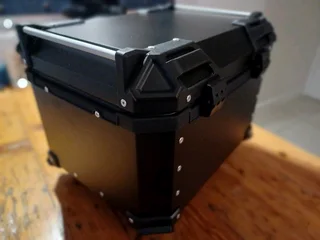 New Aluminium Motorcycle Topbox 45L- Quick release. With mounting plate and all fittings