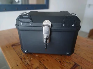 New Motorcycle Topbox 45L- Brand NewWith mounting plate and all fasteners