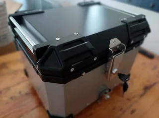 Motorcycle Topboxes from R850 to R2500- Best prices