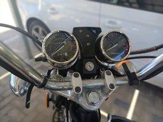 Barnfind- Retro 125cc CrUiSeR style Motorcycle with only 2300kms