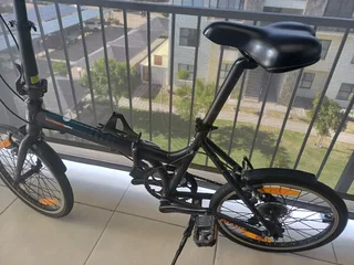 Giant Expressway 2 Fold Up Bicycle in excellent original condition Lightweight