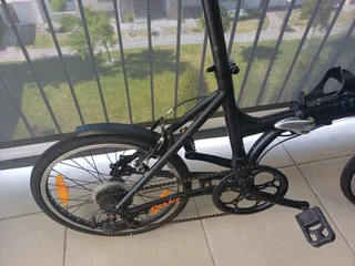 Giant Expressway 2 Fold Up Bicycle in excellent original condition Lightweight