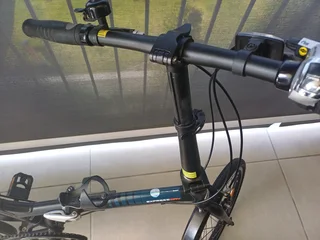 Giant Expressway 2 Fold Up Bicycle in excellent original condition Lightweight