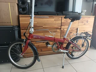 Dahon SPeed Fold Up Bicycle in excellent original condition- Lightweight