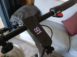 InMotion Air Pro 750 Watt eScooter- As new- only ridden &#43;-60kms (Bargain price)