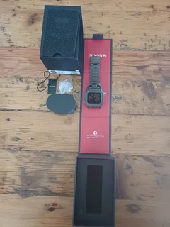 Brand New Nixon Regulus SS Army Watch In box with all packaging