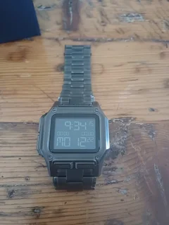 Brand New Nixon Regulus SS "Army Watch"- In box with all packaging 100M Waterproof New R6700