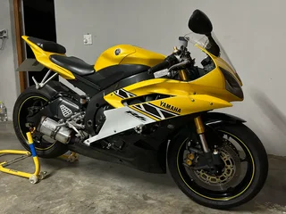 Yamaha R6