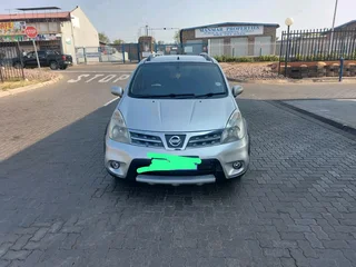 2013 Nissan livina 1.6i with 157500km , silver colour,5drs hatchback, 5speed manual full service