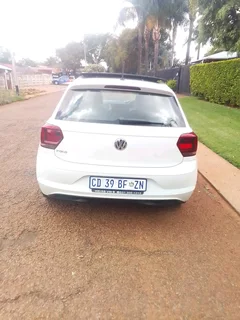 2020 polo 1.0Tsi comfortline with 139000km, 5-speed manual,full service history,Abs,Airbag,Aircon