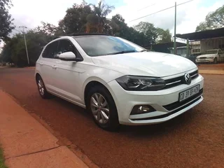 2020 polo 1.0Tsi comfortline with 139000km, 5-speed manual,full service history,Abs,Airbag,Aircon
