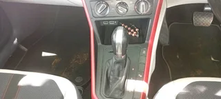 2020 polo8 1.0 Tsi,DSG with 98000km,Sunroof, PDC sensor front&amp;rear bumper, White color.